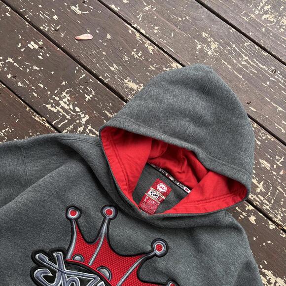 (M) Vintage 90s Y2K JNCO Jeans Tribal Crown Embroidered Hoodie - Picture 4 of 6